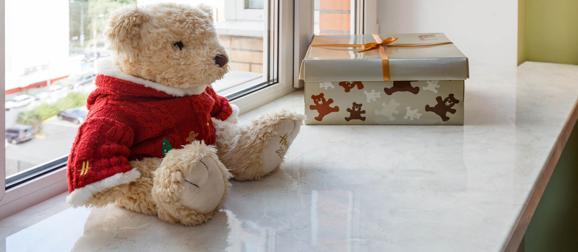 Підвіконня з каменю