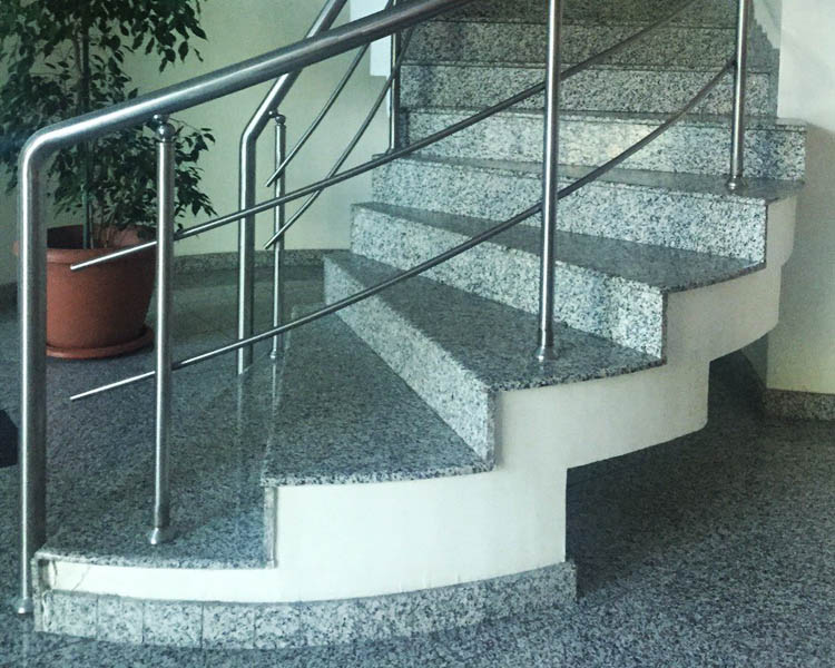 Мраморні сходи